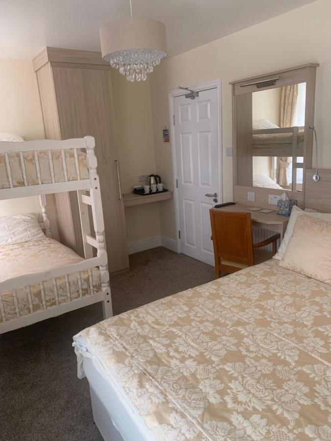 The Stafford Bed & Breakfast Blackpool Ngoại thất bức ảnh