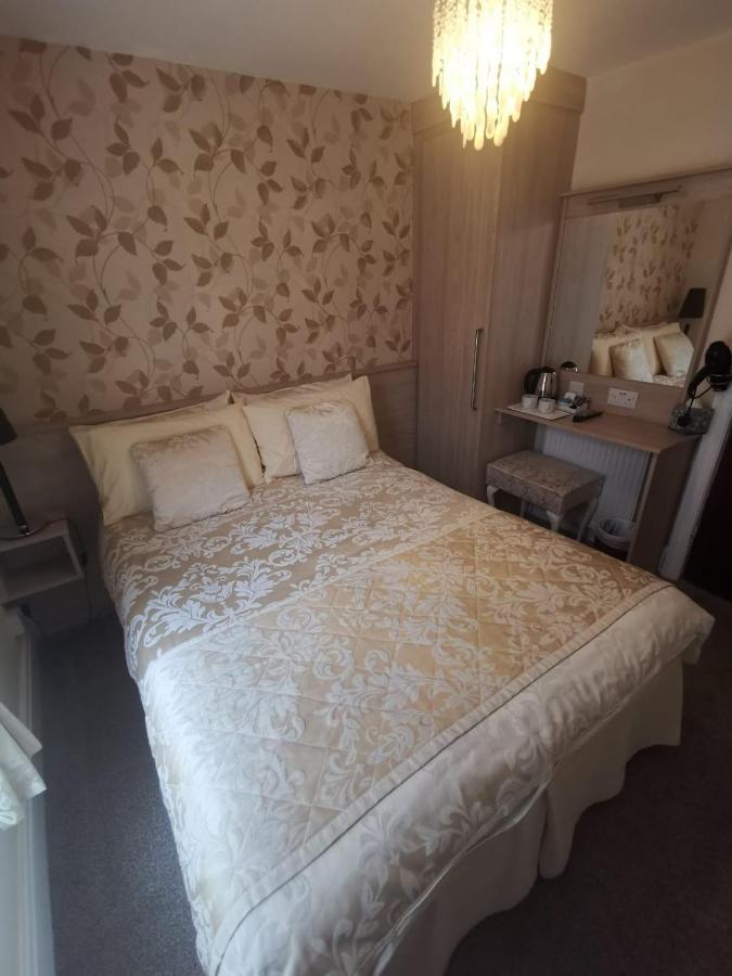 The Stafford Bed & Breakfast Blackpool Ngoại thất bức ảnh