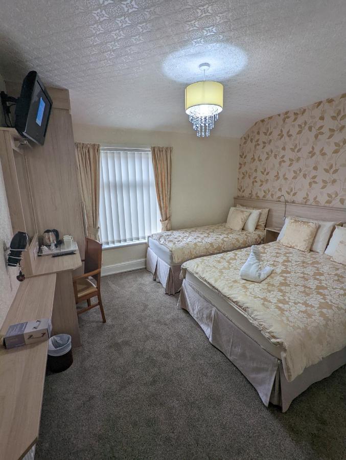 The Stafford Bed & Breakfast Blackpool Ngoại thất bức ảnh