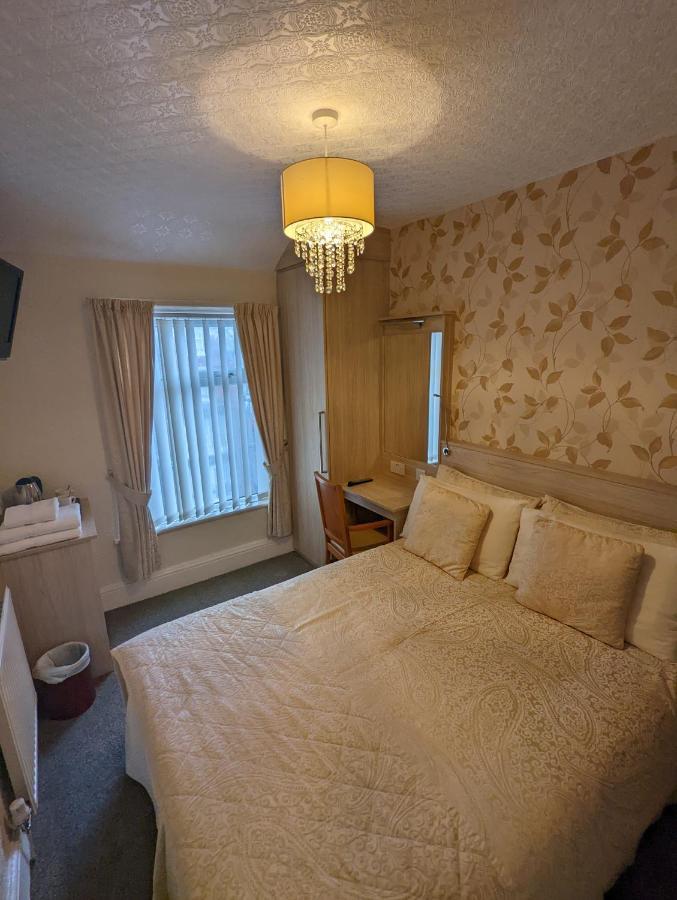 The Stafford Bed & Breakfast Blackpool Phòng bức ảnh