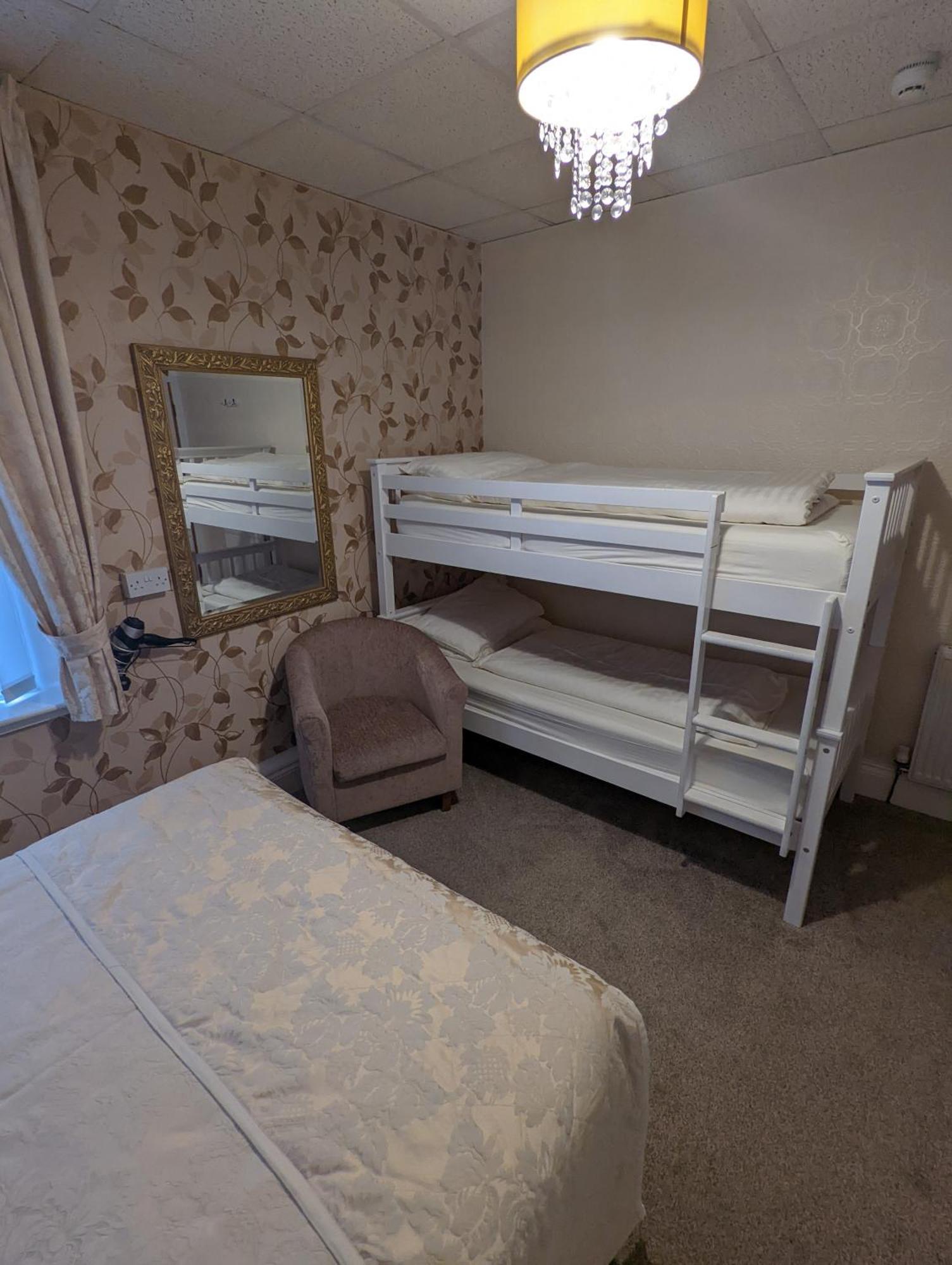 The Stafford Bed & Breakfast Blackpool Phòng bức ảnh
